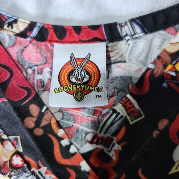 Looney Tunes Taz Scrub Top Womens XL? V-neck Nursing Measurements in Description - Picture 13 of 16